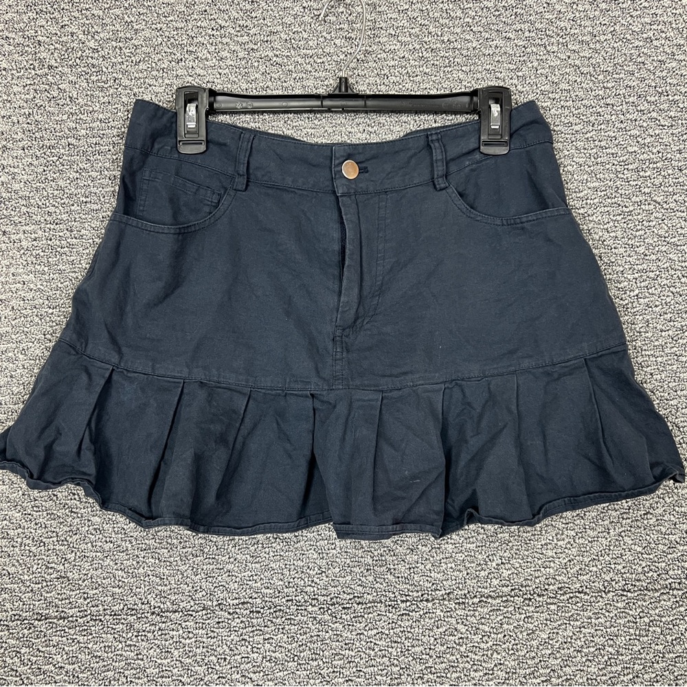 Dazy girls mini skirt blue size M front zipper closure with pockets preowned